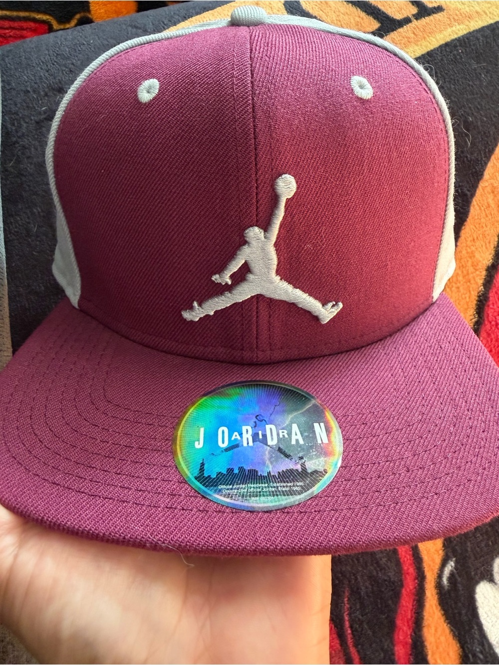 Jordan Mens Embroidered Jumpman Snapback Hat - Maroon & Cream